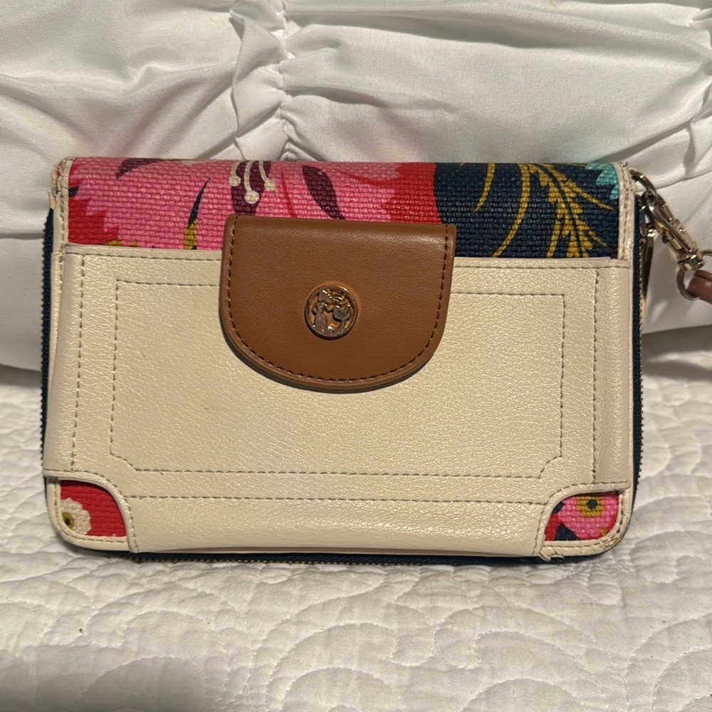 Spartina Wallet and Phone Case, Extra Storage Spaces for Credit Cards, beautiful - Picture 6 of 13